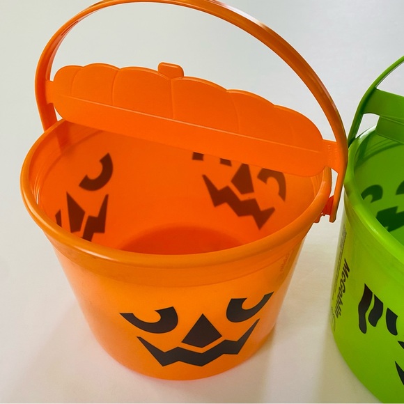 McDonald’s | Halloween Happy Meal Buckets 2022 McPunk’n McGoblin - Picture 5 of 5